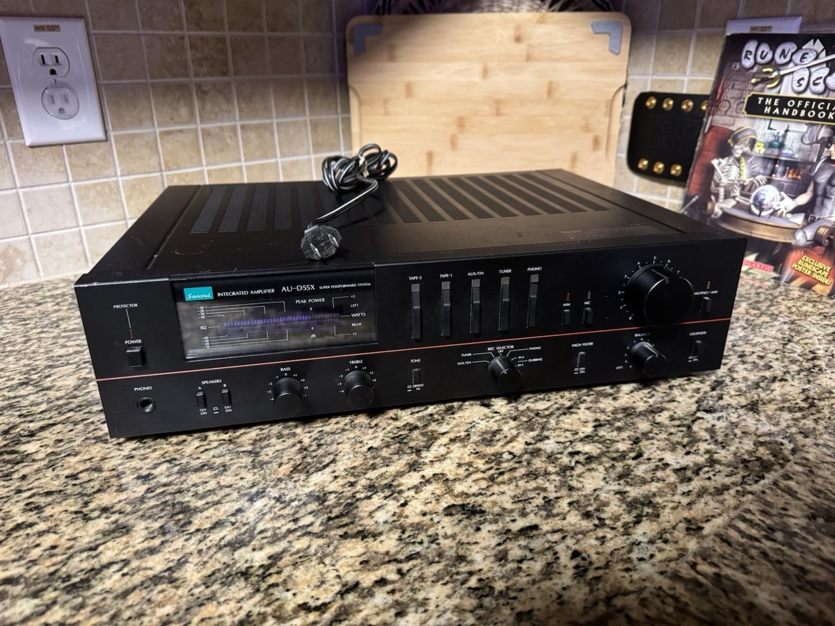 SANSUI AU-D55X Integrated Stereo Amplifier 140 WATTS RMS Vintage