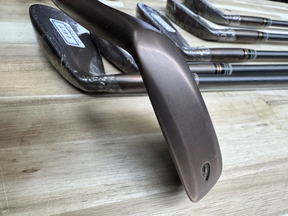 Makino Golf 88-B3 Custom Built Japanese Forged Iron Set (4-PW) Dark Copper!! - Image 3 of 4