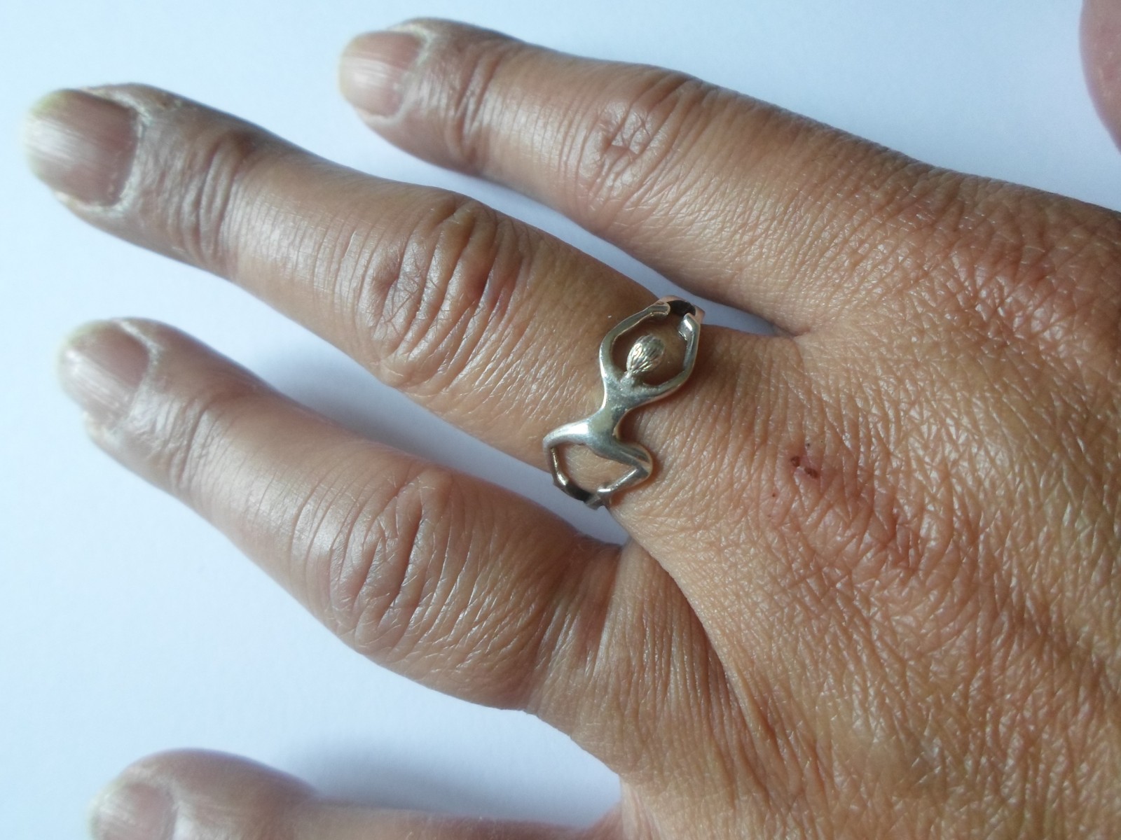 solid silver ring, openwork body, size 60 - image 3