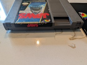 JAWS CART  +MANUAL !   NES NINTENDO