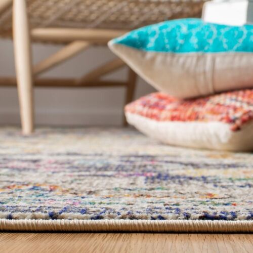 Contemporary 3' x 5' Accent Rug in Black & Gold - Easy Care, Non-Shedding Design - Picture 7 of 10