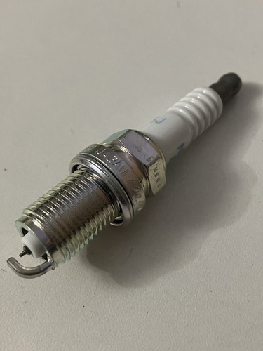 NGK IFR5J11 ( 7418 ) X1 IRIDIUM SPARKPLUG - Picture 2 of 2