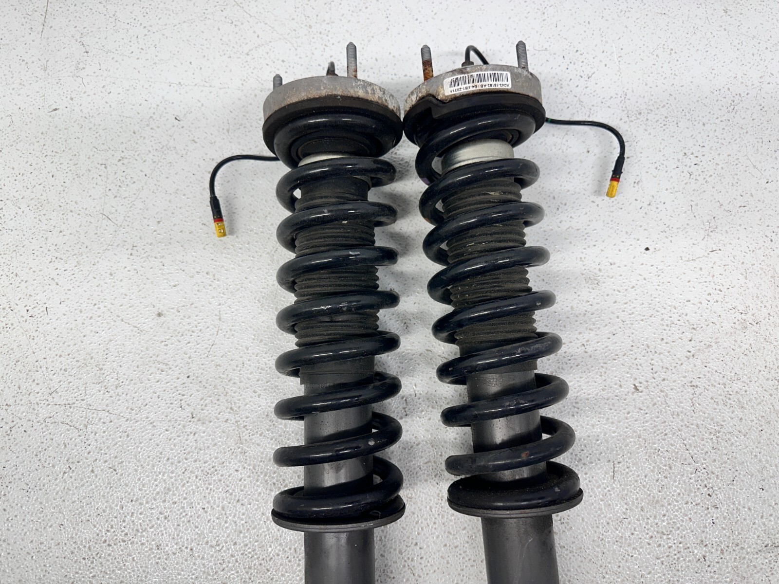 2014-2018 Aston Martin Vanquish Front Shock Strut Absorber Spring Damper OEM