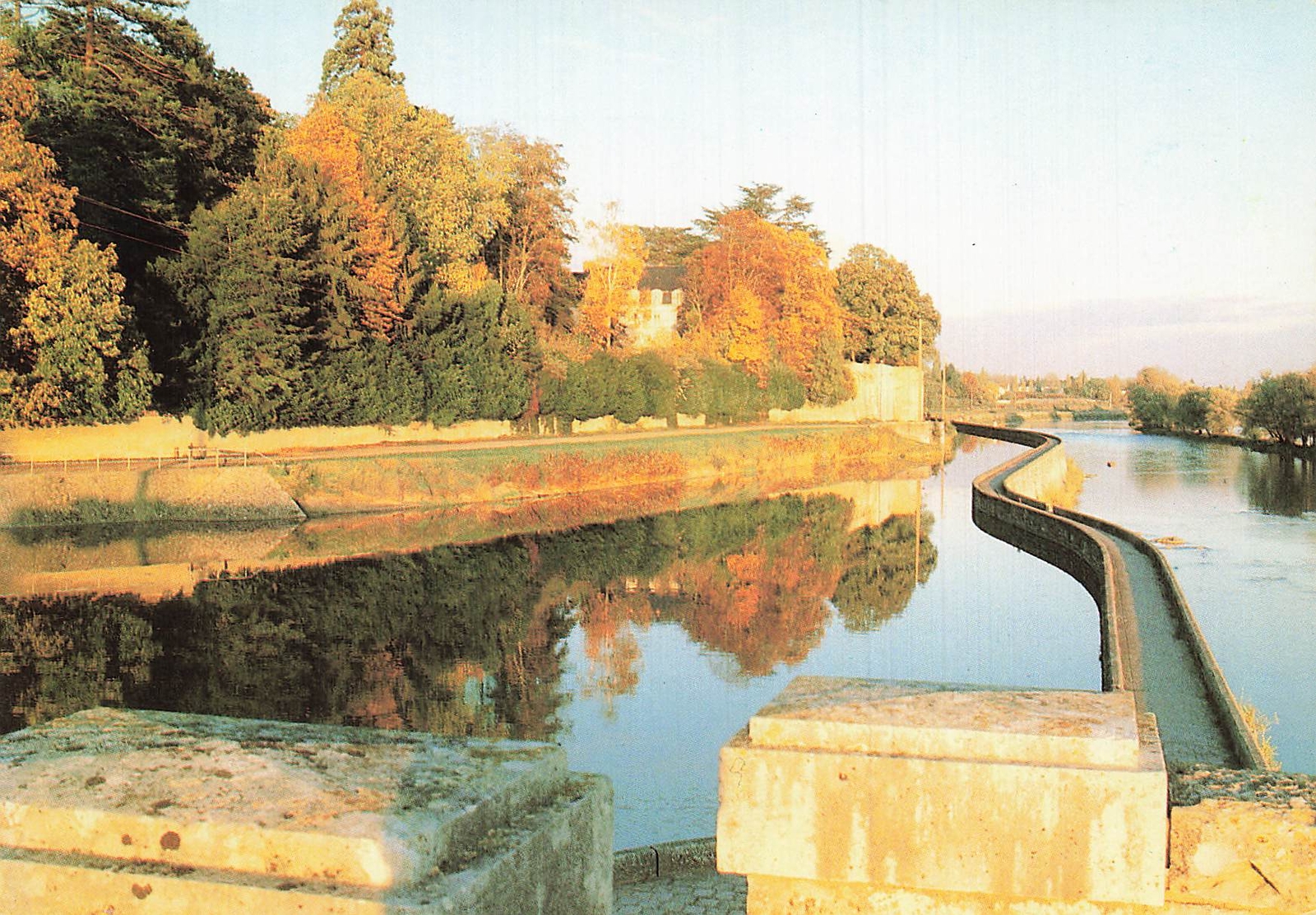 45 SAINT JEAN DE BRAYE LA LOIRE ET LE CANAL SOUS LES MURS DE eBay