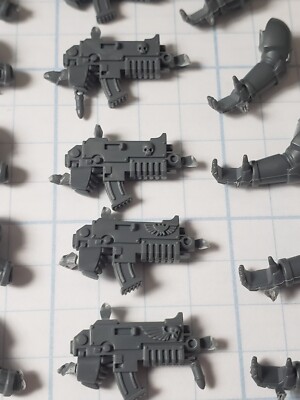 Futuristic Warrior In Full Armour In 1/64 Scale - Assault Intercessor #5 In Mk10 Tacticus Armour, With Heavy Bolt Pistol And Astartes Chainsword From Indomitus Set For Warhammer 40,000 Ed9 From Games - Foto 3