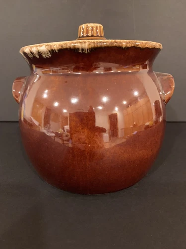 Vintage Hull Oven Proof Bean Pot Brown Drip Crock with Lid