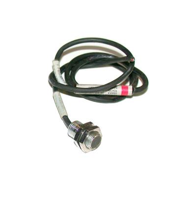 KEYENCE 12-30 VDC INDUCTIVE PROXIMITY SWITCH  MODEL EM-010P  (4 AVAILABLE)