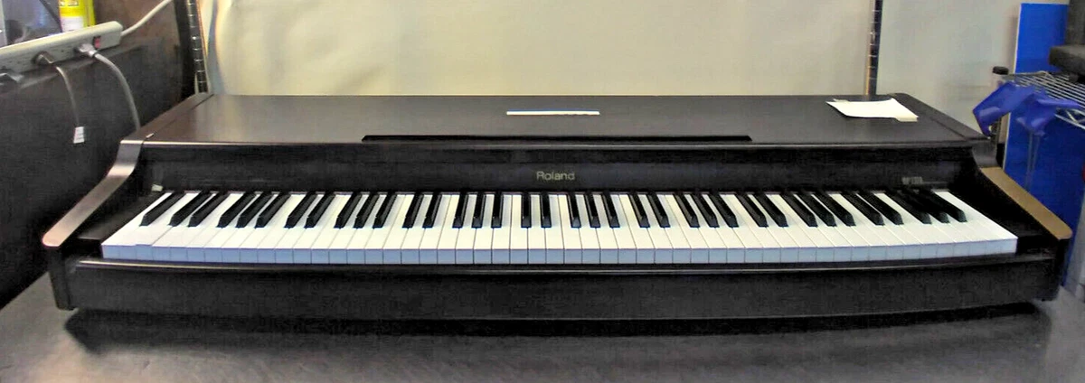 Roland HP 137R HP137R Digital Piano Electronic Keyboard Weighted 88 Keys 6