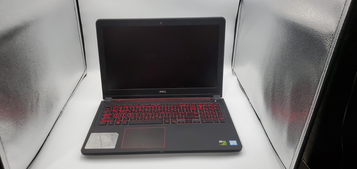 Dell Inspiron 5577 Laptop i5-7TH GEN 8GB RAM 256GB