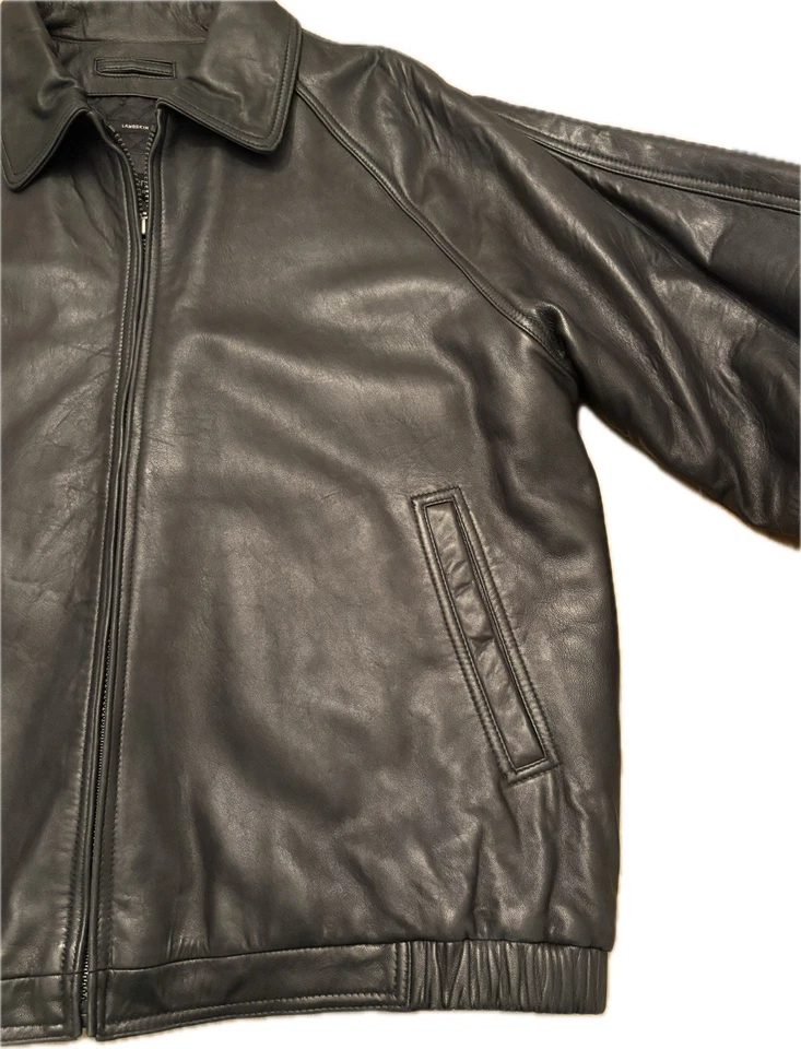 Claiborne Men’s Black Leather Bomber Lambskin Jacket Size XL/Beautiful! - Image 2 of 4