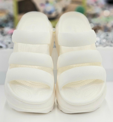 Womens CROCS MEGA CRUSH TRIPLE STRAP 209842-0WV CHALK WHITE US W 6-9