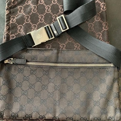 GUCCI GG Canvas Waist Pouch Shoulder Bum Bag Belt Bag Black