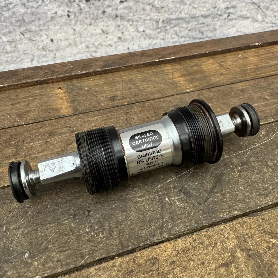 Shimano BB-UN72-E Sealed Cartridge Bottom Bracket 111 68 Square Taper Axle - Image 4 of 4