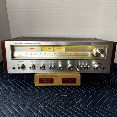 PIONEER SX-650 VINTAGE AM/FM STEREO RECEIVER - SERVICED - CLEANED - TESTED