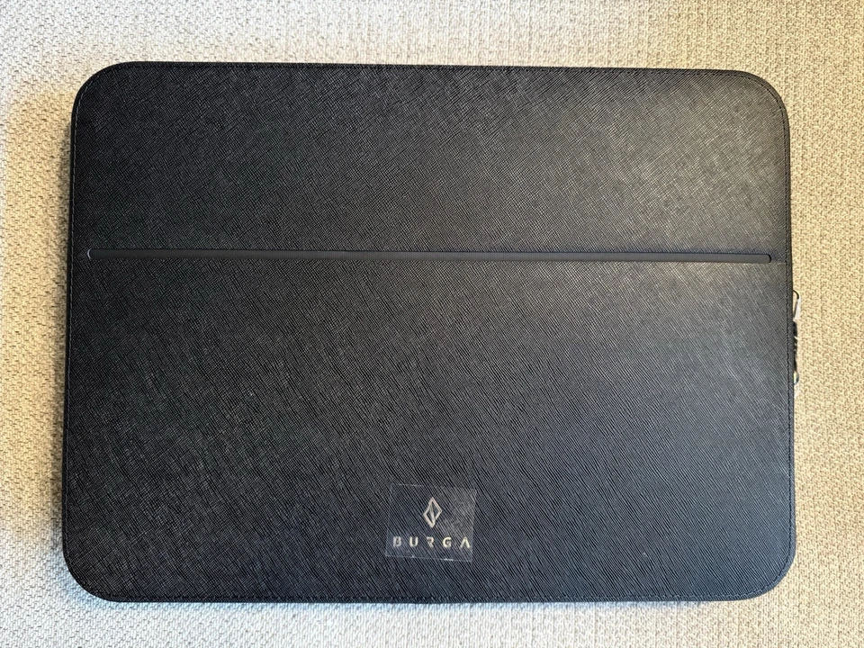 Funda para portátil Burga 13" Derby Race púrpura caballo cuero saffiano ecuestre Foto 4 de 4