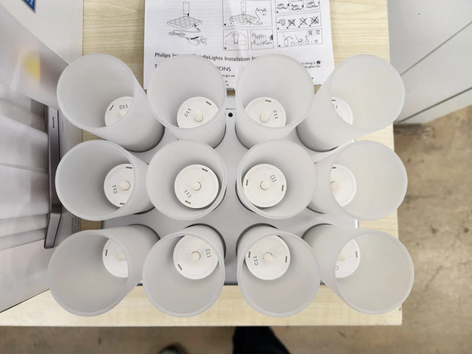 Luces de vela recargables Philips Imageo (juego de 12), carga cinética Seiko Foto 3 de 4