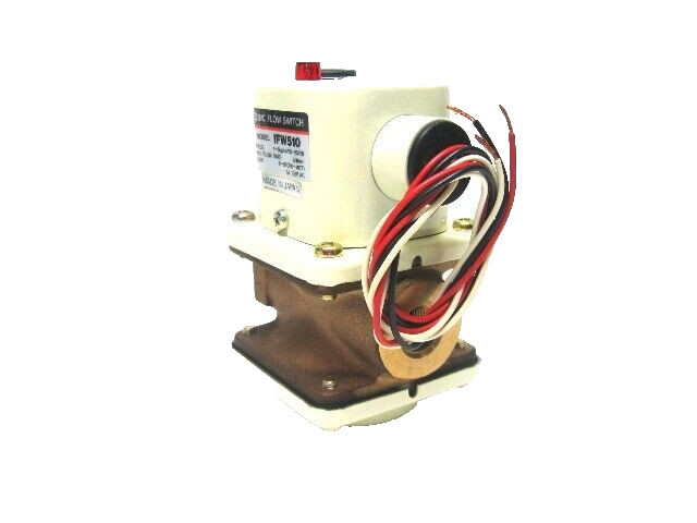 Smc IFW510-03-01 Flow Switch Red Neon Light 125 Vac, 10 Min Flow Rate New