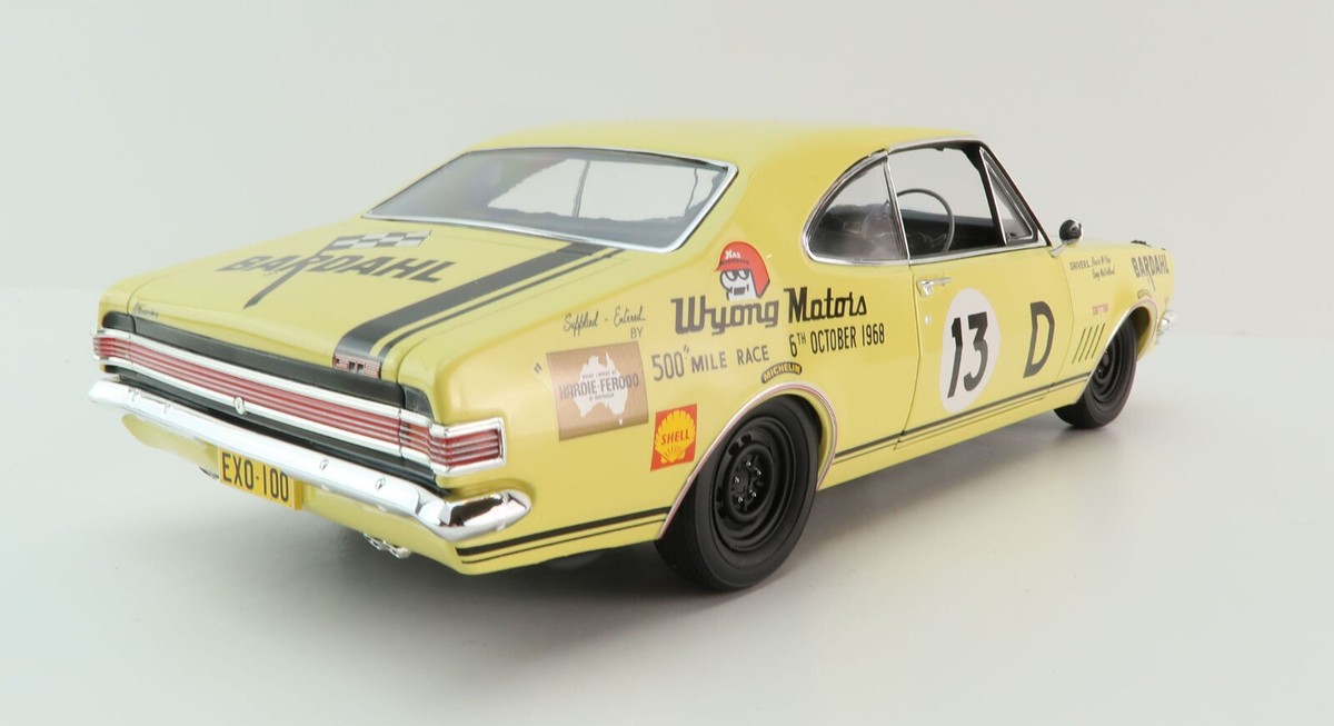 Classic Carlectables 18827 Holden HK GTS 327 Monaro 68