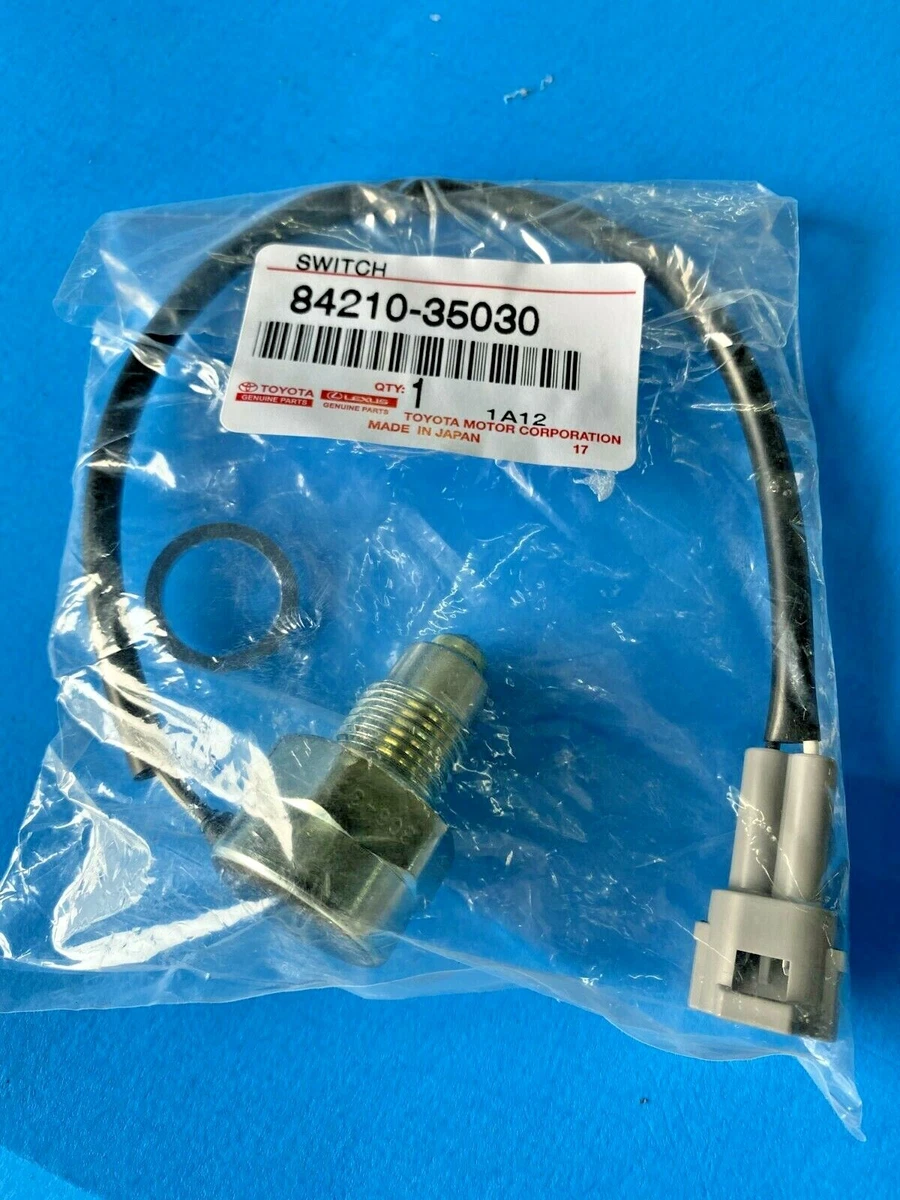 GENUINE TOYOTA 8421035030 VARIOUS MODELS BACK UP LAMP SWITCH ASSY 