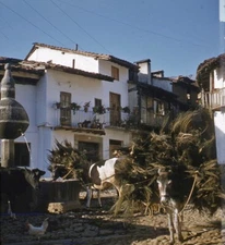 Vintage Stereo Realist Photo 3D Slide SPAIN San Esteban del Valle Fountain