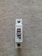 CONTACTUM 32 AMP CURVE B 6kA MCB  7132B RED