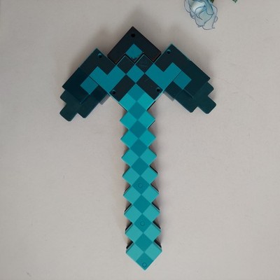 Minecraft Diamond Pickaxe & Sword Transforming Steve (Mattel 2014) 2-in-1 Toy