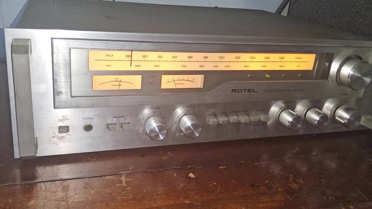 Vintage Rotel RX-603 AM/FM Stereo Tuner Amplifier Receiver Japan