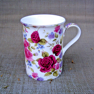MAXWELL & WILLIAMS MUSK ROSE FINE BONE CHINA TEE KAFFEEBECHER SHABBY CHIC FLORAL