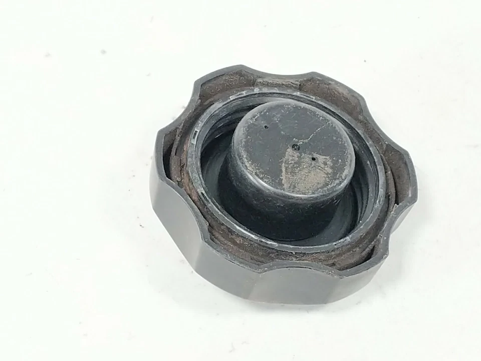 17 Polaris Sportsman 850 High Lifter Tapa Combustible Gasolina Tapa (B) Foto 3 de 4