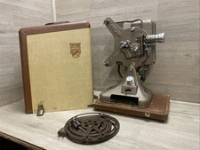 KEYSTONE BELMONT 16MM ANTIQUE K161 VINTAGE FILM PROJECTOR WITH CASE