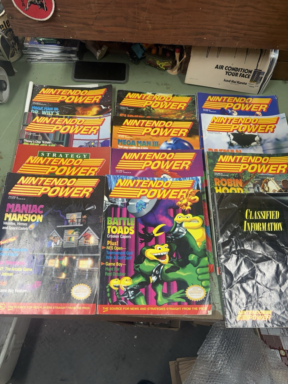 lot of 11 nintendo power magazines Vintage 