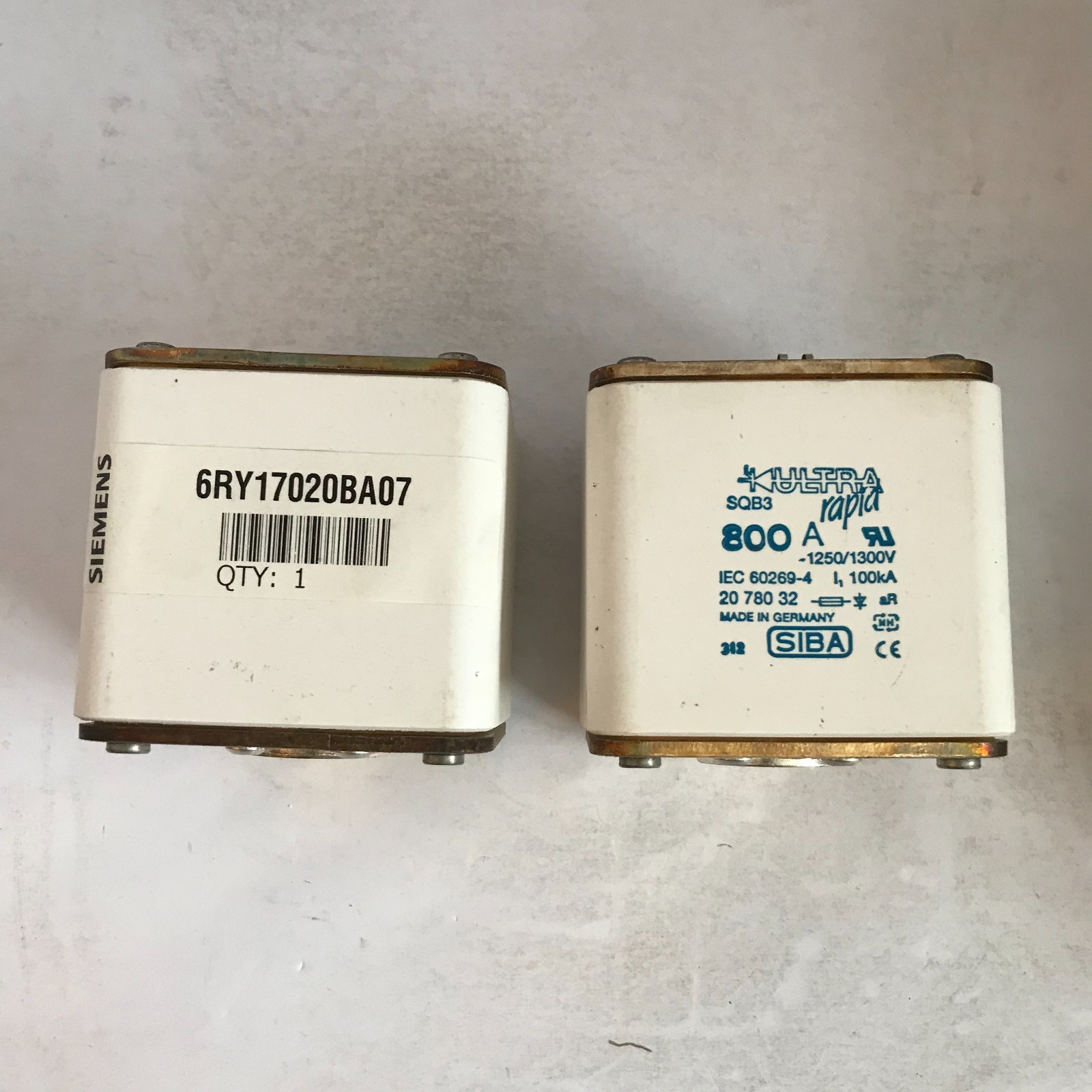 Siemens 6RY1702-0BA07 Fuse Links (Qty 2) (new in box)