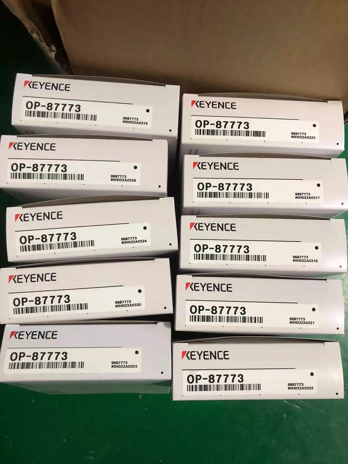 アカンパニー 1PC Keyence OP-87773 Laser Sensor Bracket New OP87773 Free