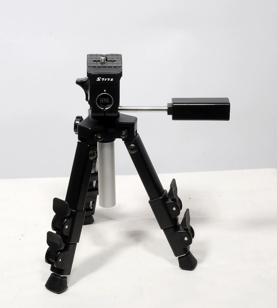 Stitz Tripod 47U Made in Japan Expands 10