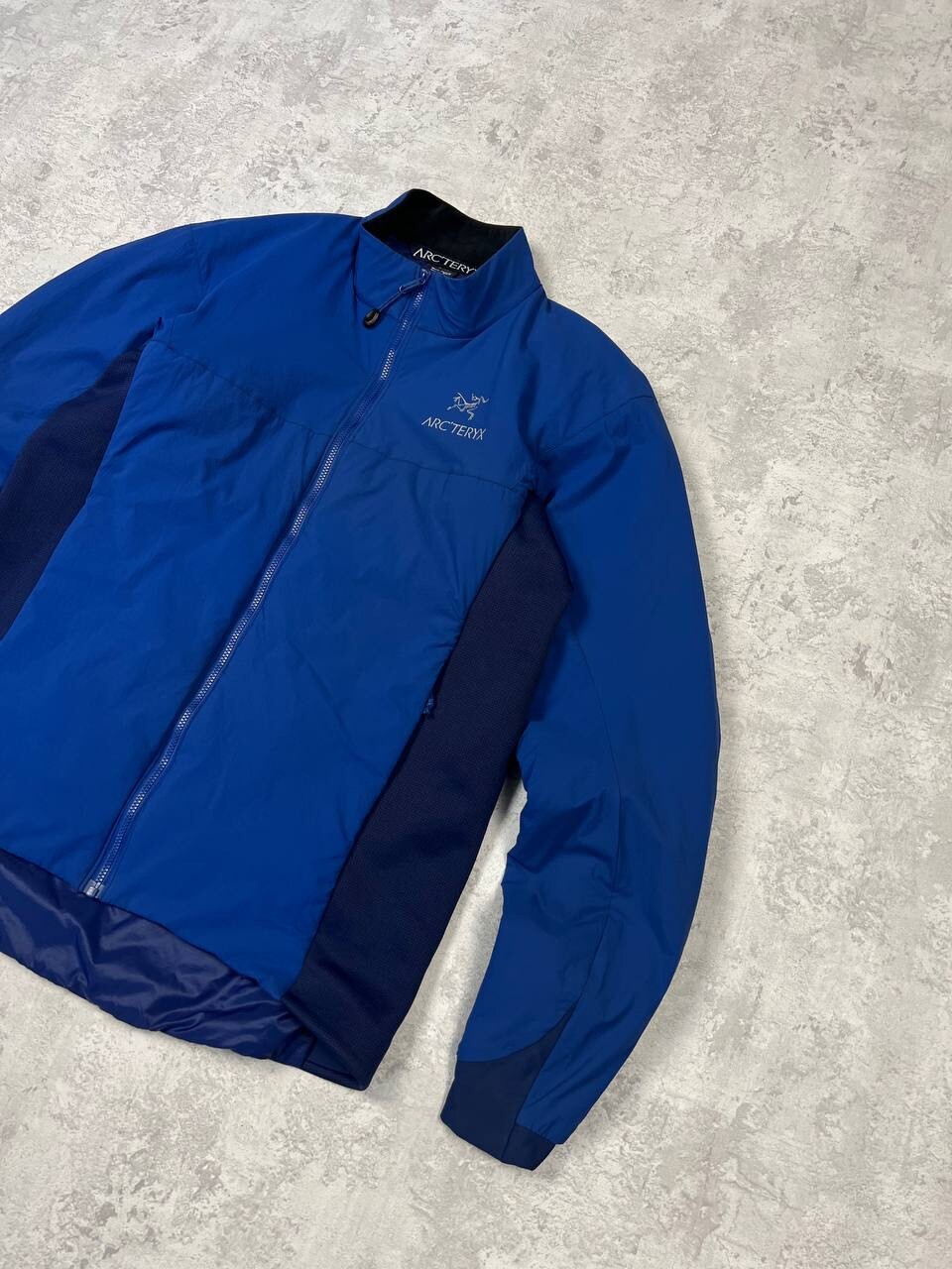 ARC'TERYX Arcteryx giacca atomica blu logo riflettente taglia S
