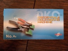 Credentials Lochmaschine (Nr. A8) DKO Serie