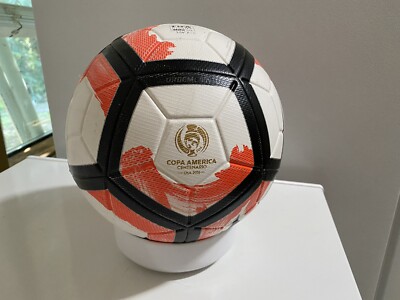 NIKE ORDEM 4 .COPA AMERICA CENTENARIO 2016 OFFICIAL MATCH BALL