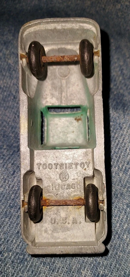 Camioneta Ford F1 1949 vintage Tootsie Toy verde menta camioneta Low Rider Foto 3 de 3