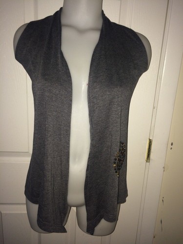 SO NIKI... SIZE SMALL (7/8) SLEEVELESS OPEN FRONT VEST.
