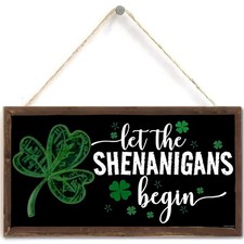 St Patrick's Day Wall Decor Rustic Wooden Hanging Sign Irish Clover Plaque