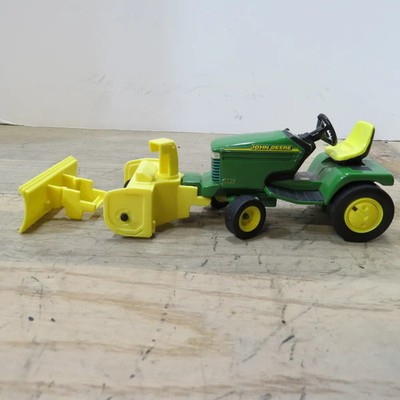 Ertl John Deere 345 Lawn Tractor with Blade & Snow Blower 1/16 JD-5079-DO-E