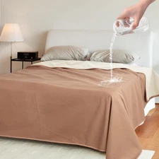 Waterproof Blanket for Bed, Reversible Fleece Couch Sofa Furniture Protector, Le