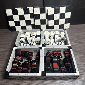 LEGO 40174 COMPLETE Chess Set -Retired-  No Box or Manual or Checkers