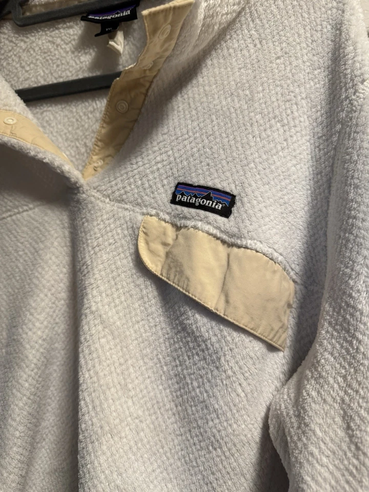 Patagonia Women’s Synchilla Re-Tool Snap-T Pullover, Size XXL, Beige - Image 2 of 4