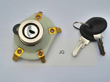 VESPA MK1 P200E PX PE PX150 ET3 PRIMAVERA  HEADSET IGNITION SWITCH WITH 2 KEYS