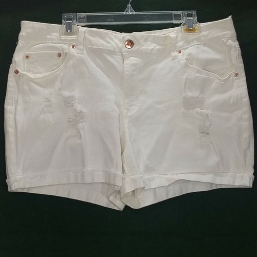 Time \u0026 Tru Women's Booty Shorts Jean 