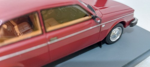 WOW Volvo 242 DL 1979 Red 1:43 Neo 43821 EXTREMLELY RARE!! - Picture 8 of 12