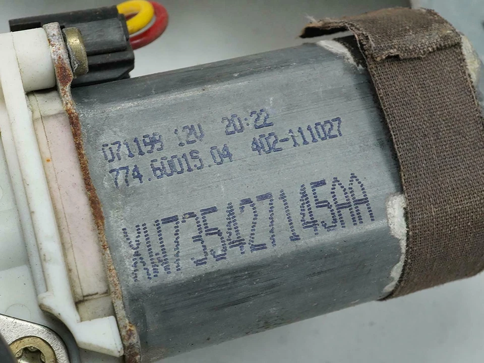 Regulador de ventana eléctrica Mercury Grand Marquis 1992-2011 con motor trasero izquierdo OEM Foto 4 de 4