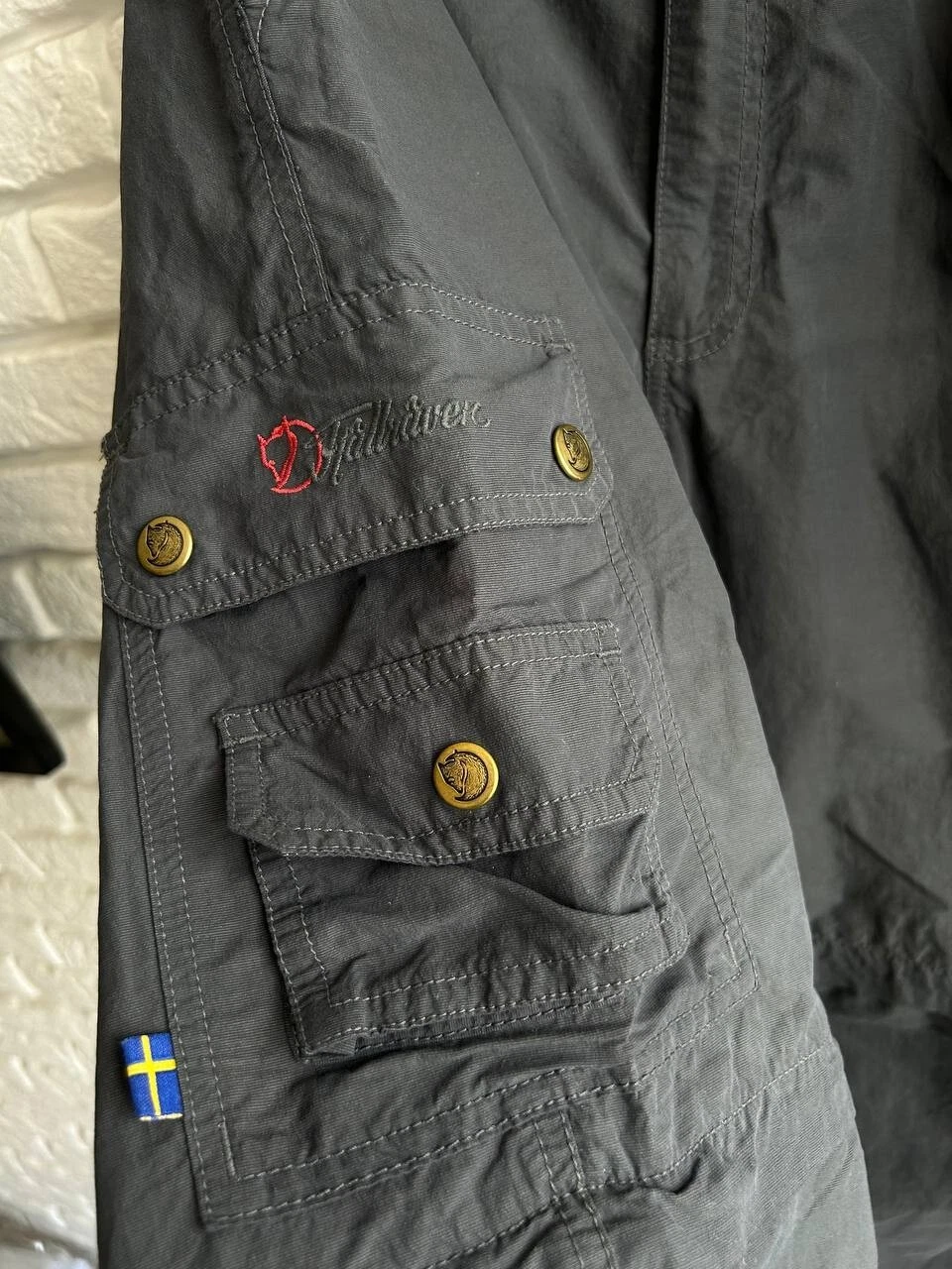 Men's trekking shorts cargo pants FjallRaven
Opens in a new window or tab