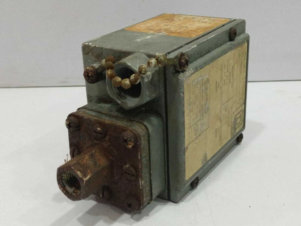 Interruptor de presión Square D 9012 GAW-6 Serie C  Foto 3 de 4